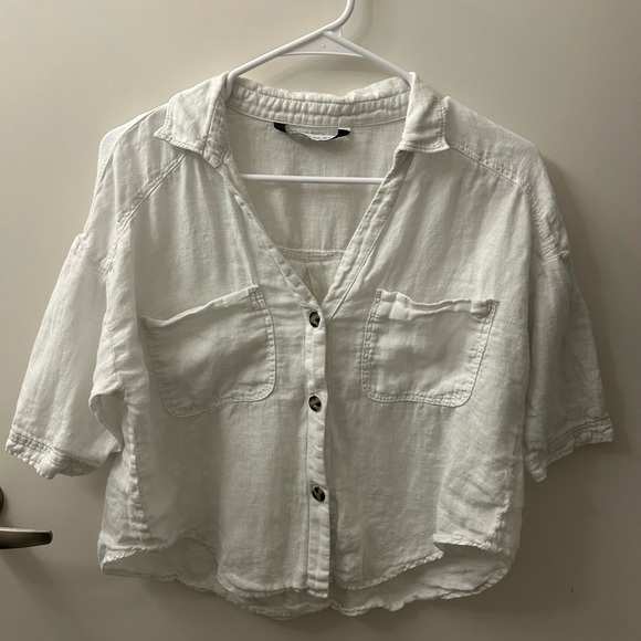 Zara Linen Button-Up - Picture 2 of 4